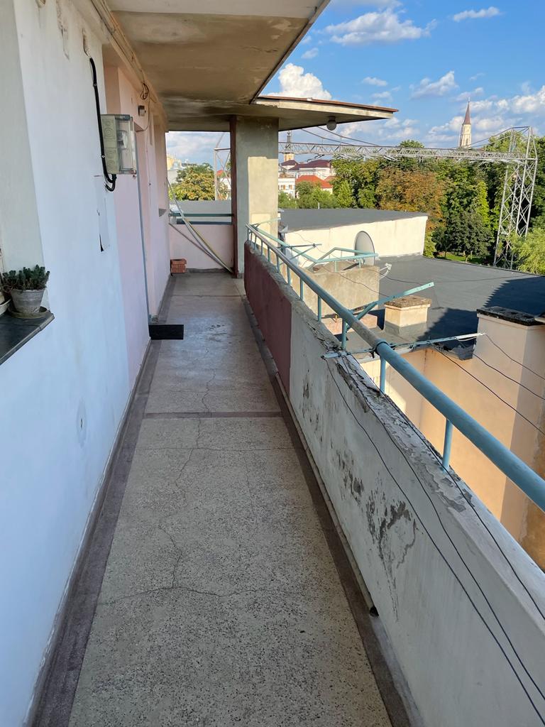 Apartament 2 camere decomandat zona Parcului Central