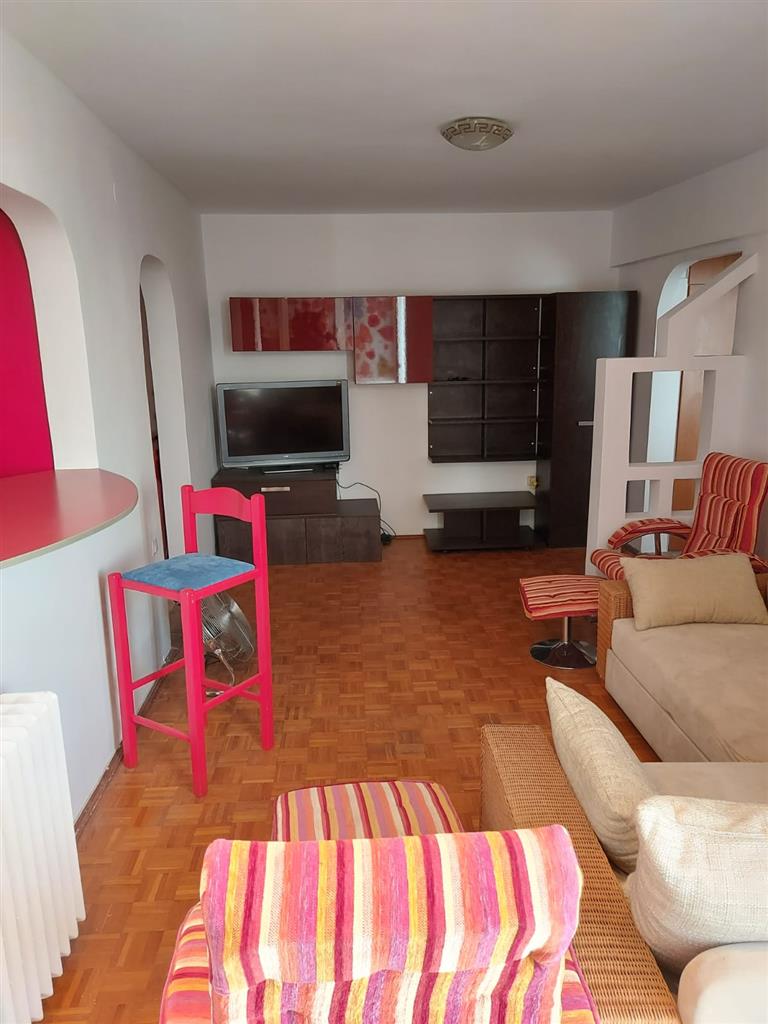 Apartament cu 2 camere, in Grigorescu, cu parcare si cu vedere spre Parcul Babes